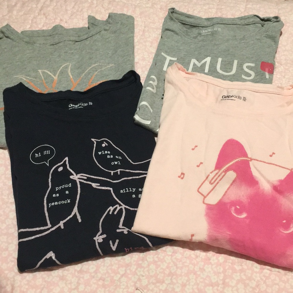 SOLD Gap 4x t-shirts girls XL NEW